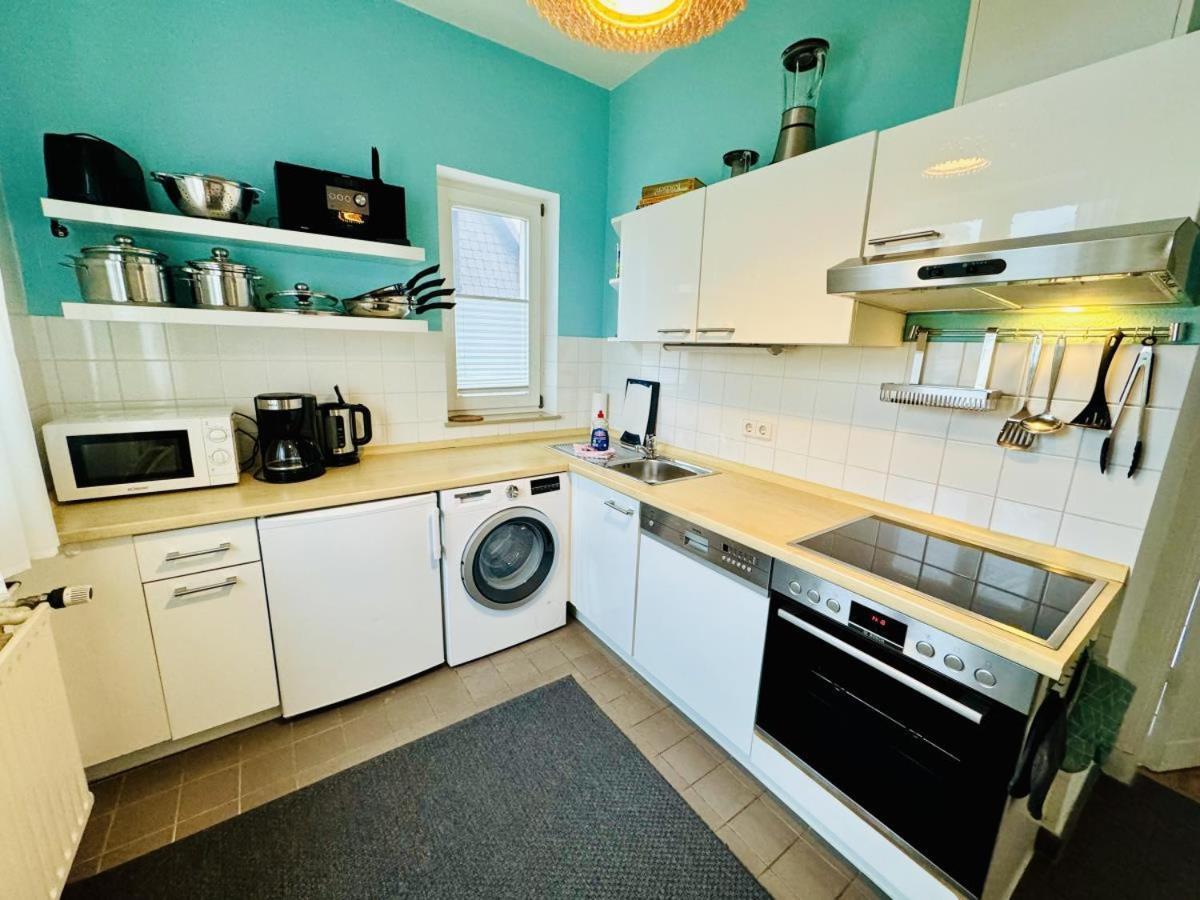 Bootshaus/ Holzdeck Apartment รอสต็อค ภายนอก รูปภาพ